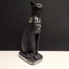 Imagem em gesso gato egípcio bastet lying coleira prata 38cm