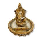 Incensario ganesha sentado na flor de lotus patinado 8 cm em resina