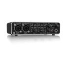 Interface de Áudio Behringer UMC204HD Interface de Áudio Behringer UMC204HD