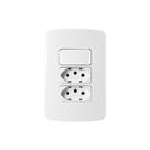 Interruptor Simples 10A e Tomada Dupla 2P+T 10A MarGirius B3 com Placa 4x2 Branco