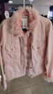Jaqueta jeans pelúcia da trich rosa Tam: G