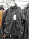 Jaqueta Masculina material ecológico.