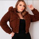 Jaqueta Puffer Curta em Veludo Cotelê Conforto, estilo e sofisticação em uma única peça!