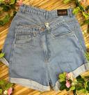 Jhorts jeans lavagem clara tamanho P