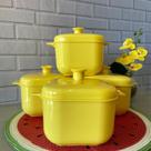 Jogo 4 Panelas Caçarola Amarelo Para Microondas Freezer 1,5 Litros Com Saída De Vapor Ideal Plásticos