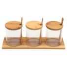 Jogo Com 3 Potes Em Vidro Com Tampa Colher E Base De Bambu Jogo Com 3 Potes Em Vidro Com Tampa Colher E Base De Bambu