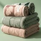 Jogo de Banho Karsten Quebec 100% Algodão - Barra Floral Brilho Grossa Macia Antipilling 4 Peças Cor:Rosa Jogo de Banho Karsten Quebec 100% Algodão - Barra Floral Brilho Grossa Macia Antipilling 4 Peças Cor:Rosa