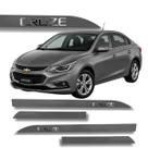 Jogo de Friso Chevrolet Cruze Alto Relevo Grafia Cromada Ponta Faca Cores Protetor de Porta