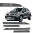 Jogo de Friso Lateral Tracker GM Protetor de Porta Grafia