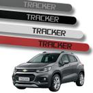 Jogo de Friso Lateral Tracker Ponta de Redonda Protetor Porta Cores