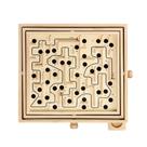Jogo de Labirinto de Madeira STERLING Games - Grande (13,5 x 13 cm)