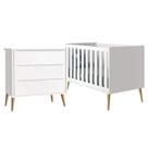 Jogo de Quarto Infantil Theo Cômoda 3 Gavetas e Berço Branco Fosco com Pés Madeira Natural - Reller Móveis