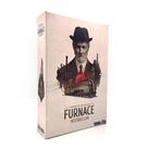 Jogo de tabuleiro Arcane Wonders Furnace: Interbellum com efeitos de texto