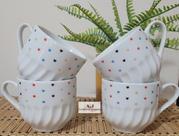 Jogo de xícaras em porcelana branca decorada relevo 250ml