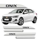 Jogo Friso Lateral Chevrolet Onix Branco Summit Grafia Original 2012 A 2022
