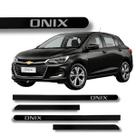 Jogo Friso Lateral Onix Ouro Negro Ponta Redonda Com Grafia