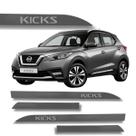 Jogo Friso Slim Lateral Para o Carro Kicks com Grafia Cores