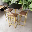 Jogo Mesa Alta Bistrô Quadrada Preta 4 Banquetas Estofado Confort Industrial Dourado