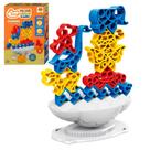 Jogo Vai Cair Animais de Encaixe e Equilíbrio Brinquedo Educativo DM Toys DMT7165
