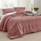 Juego de edredón Bedsure King con pliegues tipo pinza en rosa polvoriento bohemio