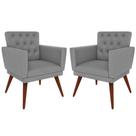 Kit 02 Poltronas Decorativa Nina Encosto Captonê Pés Palito Suede Cinza