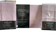 Kit 1 lençol c/elastico casal 300f Rosa e 2 fronhas 200f rosa Estamparia