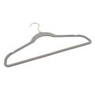 Kit 100 Cabides Veludo Cinza Gancho Rose Antideslizante 45cm Kit 100 Cabides Veludo Cinza Gancho Rose Antideslizante 45cm