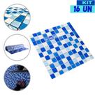 Kit 16 Pastilhas Autocolante Cristal Resinada Azul e Branco 30x30cm Kit 16 Pastilhas Autocolante Cristal Resinada Azul e Branco 30x30cm