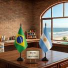 Kit 2 Bandeirinhas De Mesa Brasil e Argentina