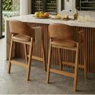 Kit 2 Banqueta de Madeira Nature Noah material sintético Caramelo para Cozinha Gourmet Balcão Bistrô
