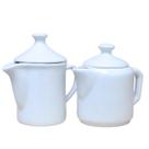 Kit 2 Bules Café, Chá, Leite 300 e 380ml - Porcelana Branca Kit 2 Bules Café, Chá, Leite 300 e 380ml - Porcelana Branca