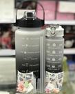 Kit 2 Garrafas De Água Motivacional 2Litros e 800ml Squeeze Com Canudo E Adesivos 3D Kit 2 Garrafas De Água Motivacional 2Litros e 800ml Squeeze Com Canudo E Adesivos 3D