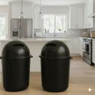 Kit 2 Lixeiras Basculante de Plastico Resistente 12L Preta Branca Kit 2 Lixeiras Basculante de Plastico Resistente 12L Preta Branca