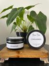 Kit 2 velas aromáticas perfumadas - cinnamon e maresia