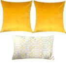 Kit 3 Almofadas Composê Veludo Amarelo Liso e Geométrico Kit 3 Almofadas Composê Veludo Amarelo Liso e Geométrico