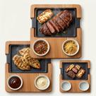 Kit 3 Chapas Ferro Fundido com Tábua de Madeira e Molhos Ideal para Churrasco, Petiscos e Servir com Estilo