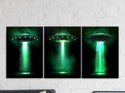 Kit 3 Quadros com Moldura Tamanho A3 Abdução Nave Alienígena ETs Ufologia Astronomia
