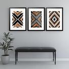 Kit 3 Quadros Grandes Abstratos Formas Marrom Preto e Branco 60x48cm Kit 3 Quadros Grandes Abstratos Formas Marrom Preto e Branco 60x48cm