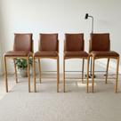 Kit 4 Banqueta Aura Alta Madeira Maciça E material sintético Marrom Design Moderno Conforto Com Apoio Para Pés Mobília Decor