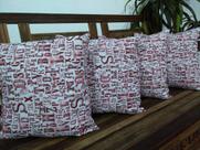 Kit 4 Capas Almofadas Jacquard Estampado LETRA COM VERMELHO 45x45 Cm