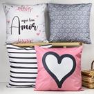 Kit 4 Capas de Almofadas Decorativa Aqui tem Amor
