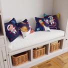 Kit 4 Capas De Almofadas Decorativas Infantil Galaxia Astronauta Espaço Kit 4 Capas De Almofadas Decorativas Infantil Galaxia Astronauta Espaço