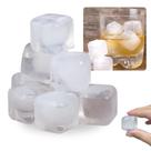 Kit 50 Cubos de Gelo Artificial Reutilizavel em Plastico Quadrado 2,5 Cm X 2,5 Cm Rio Tijucas