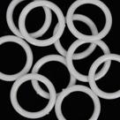 Kit 50 Unidades de Argolas Pequenas Plásticas 2,7cm Branca