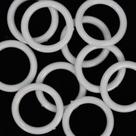 Kit 50 Unidades de Argolas Pequenas Plásticas 2,7cm Branca