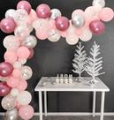 Kit Balloon Arch: 106 unidades de balões de confete de látex rosa e branco Kit Balloon Arch: 106 unidades de balões de confete de látex rosa e branco