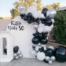 Kit Balloon Arch Garland, 99 peças de confete de látex de festa branco preto