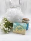 Kit Banho 2 Sabonete 120g Oceano Artesanal Vela + Bucha