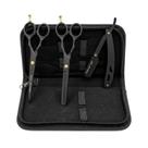 Kit Barbeiro Black 6.0 Aço Inox 1 Tesoura Corte Fio navalha, 1 Tesoura Desbaste, 1 Navalhete Inox e Estojo Kit Barbeiro Black 6.0 Aço Inox 1 Tesoura Corte Fio navalha, 1 Tesoura Desbaste, 1 Navalhete Inox e Estojo