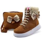 Kit Botinha Esportiva Inverno Com Bolsa Laço Feminina Infantil Caramelo Gatatuya Tamanho:20/21Cor:CarameloGênero:Menin